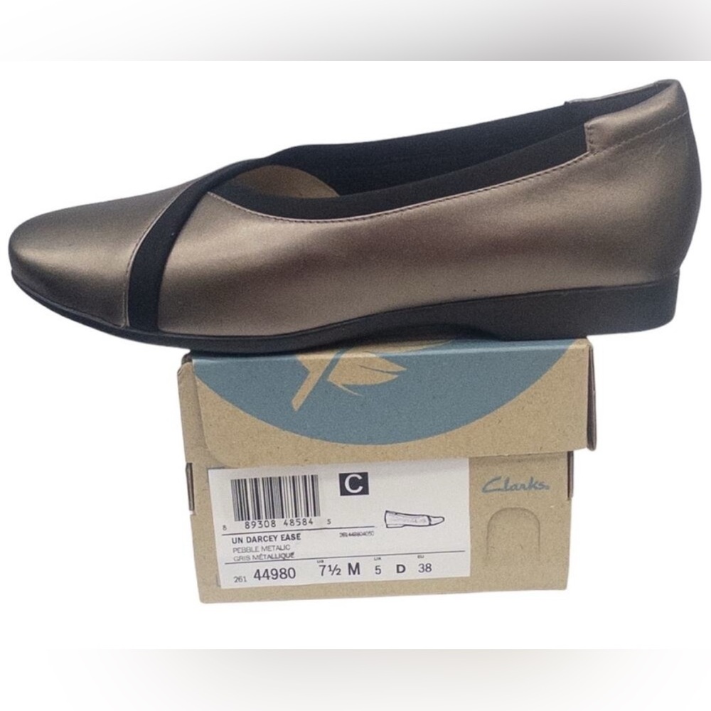 Clarks Un Darcey Ease Pebble Metallic Leather Ballet Flats 7.5 Women's